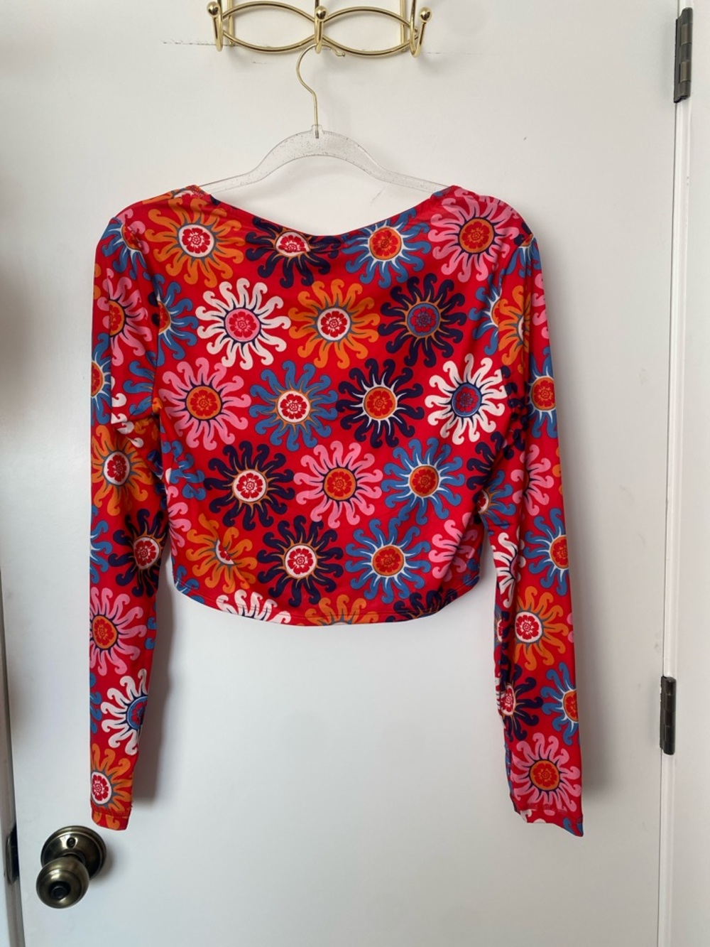 ADIDAS x FARM RIO Women's Red Pink Floral-Print Long Sleeve Crop Top NWT! - Picture 8 of 8